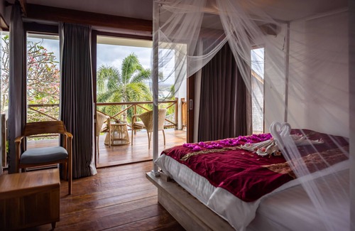 Lombok Hotel | The Endless Summer Resort