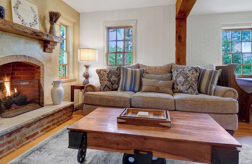 Millville House | The English Cottage