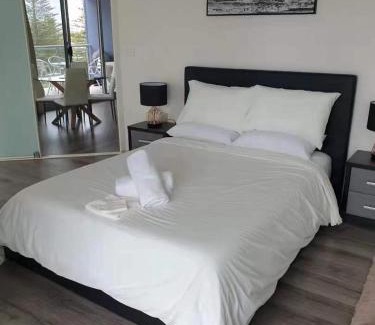 The Entrance Apartment | The Entrance Superb Apartment The Entrance NSW with Ocean - Lake Views