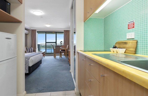 The Entrance Apartment | The Entrance Waterfront Resort, Unit 510