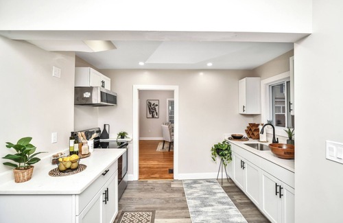 Fall River House | The Epitome of Urban Luxury