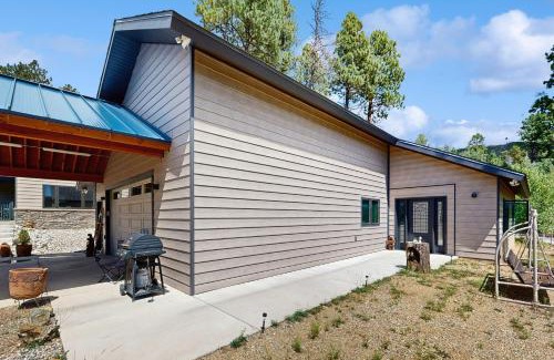 Bayfield House | The Escape