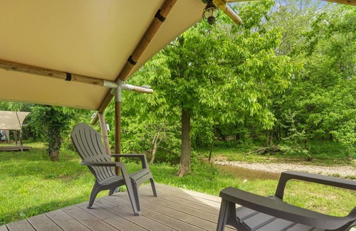 Peace Valley RV Rental | The Esme- our smallest accommodation