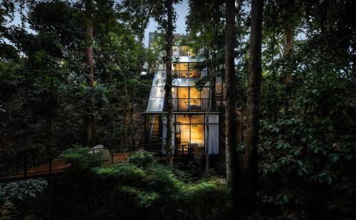 Hulu Selangor House | The Estate Hulu Rening - Private Retreat Cabin