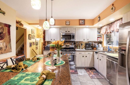 Hoffman Estates House | "The Estates" 2 PRIVATE BEDROOMS in our Home, Hot Tub/Bathrooms & More