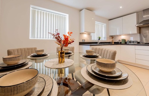 Belle Vue House | The Etihad Exq