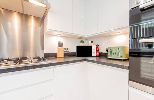 Belle Vue House | The Etihad Exq