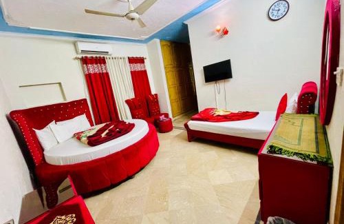 G-9 Sector Bed & Breakfast | The Excel Lodge