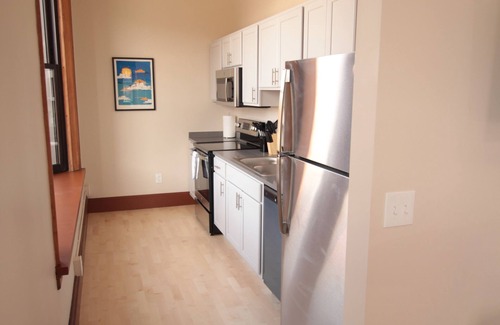 Winona Apartment | The Exchange 13 | Historic Bldg, Studio, Dwntwn