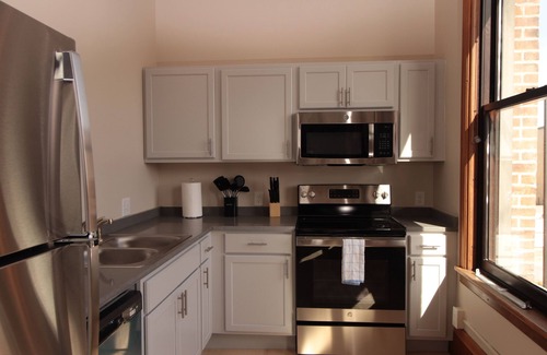 Winona Apartment | The Exchange 14 | Historic Bldg, Studio, Dwntwn