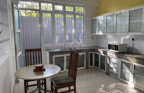 Battaramulla Bed & Breakfast | The Exclusive Pelawatta Villa