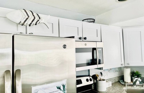 South Jordan Apartment | The Executive Retreat Apt + Gym + Laundry + Garage