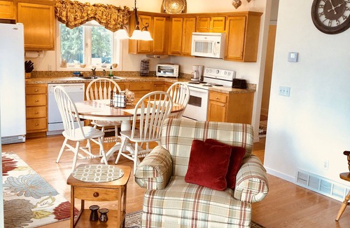 Sylvan Beach House | "The Fabulous Beach House"