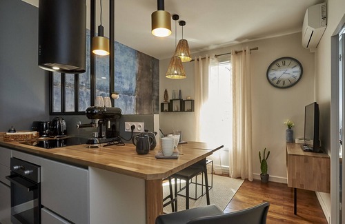Quartier des Eaux-Claires Apartment | The Fabulous Peguy⭐ - Virtual visit available in description #K6