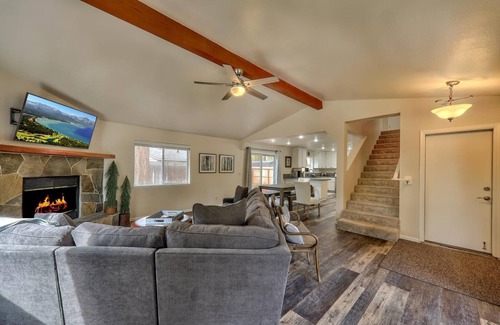 Montgomery Estates House | The Fair Meadow Family Retreat is family and pet friendly, fenced yard.