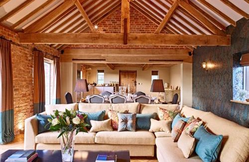 Moreton House | The Fairoaks Estate
