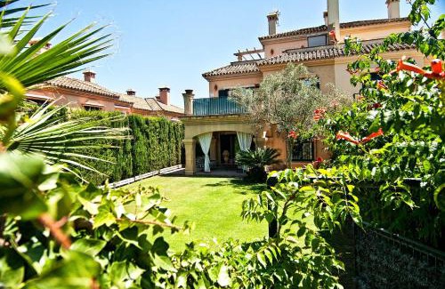 Sotogrande Villa | The Fairway Vista, Your Luxury Retreat with a Quiet Pool
