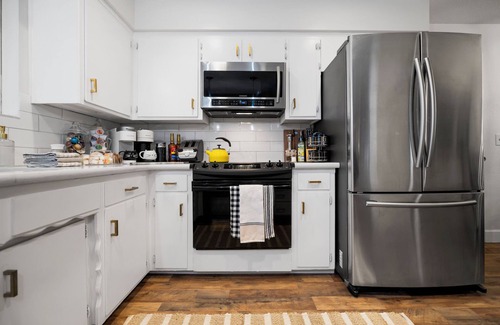 Springville House | The Fairway House at River Island Golf Course