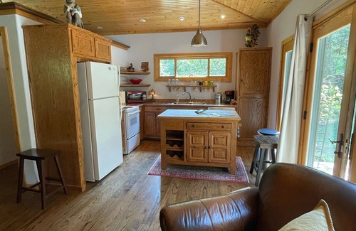Eureka Springs House | The Fairy Hut @ Iris Hill Glamping