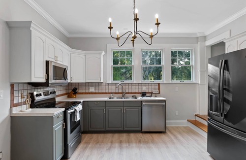 Leesburg House | THE FAITH ESTATE