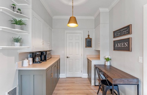 Leesburg House | THE FAITH ESTATE