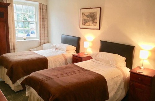 Arncliffe Hotel | The Falcon Inn