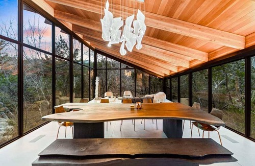 Austin House | The Falling Leaves