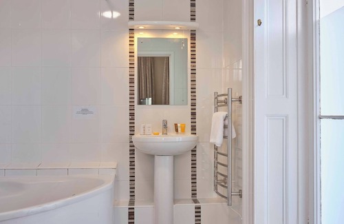 Maenporth Hotel | The Falmouth Hotel