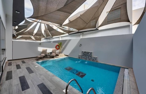 Ras Al Khaimah House | The Family Villa with Pool