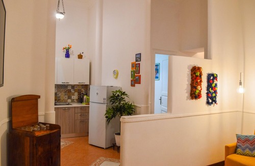 Quartieri Spagnoli Apartment | The family house
