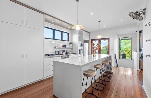 Woolloongabba House | The Family Queenslander ~ Woolloongabba