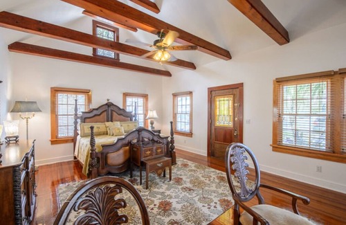Stuart Hotel | THE FAMILY REUNION COMPOUND AT OLD COLORADO INN