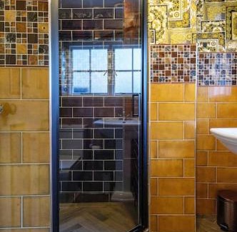 Saffron Walden House | The Famous Harry Potter House, Hot Tub, Cinema Room, Sky TV