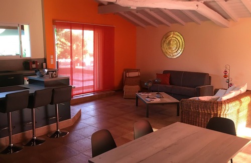 Cagnotte House | The Farm Buddhas, near Dax, 40mn Seignosse/Bayonne, sleeps 4-6
