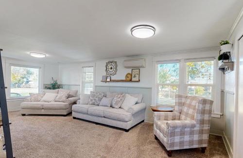 Burley House | The Farm Cottage