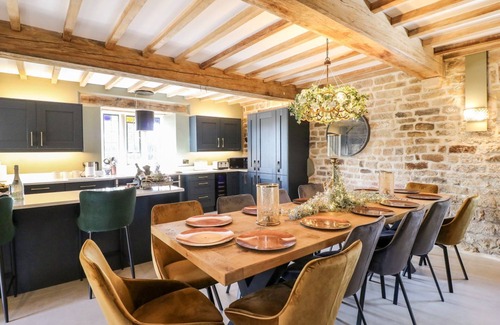 Milford Cottage | THE FARM HOUSE AT WILDERSLEY FARM, family friendly in Belper