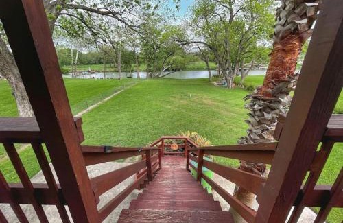 New Braunfels House | The FARM House