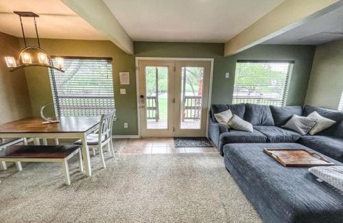 New Braunfels House | The FARM House