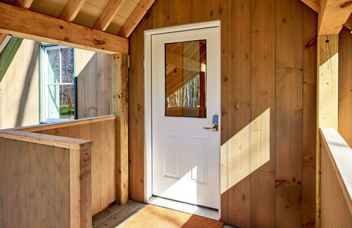 Kennebunkport Apartment | The Farm Loft, on an organic farm - 10 min from beaches!