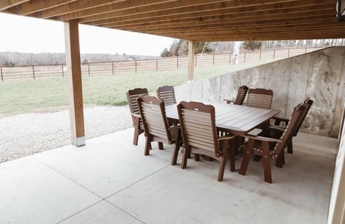 Owensville House | The Farmhouse at Red Oak Valley