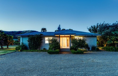 Napier Cottage | The Farmhouse at Mission Estate