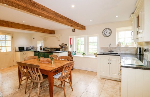 Bakewell Cottage | The Farmhouse