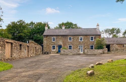 Haverfordwest House | The Farmhouse