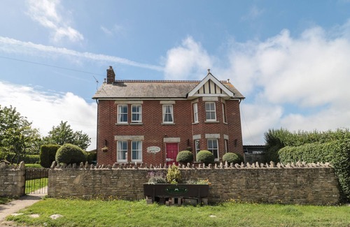 Swanage Cottage | The Farmhouse