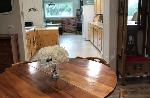 Prairie City House | The farmhouse has fast WiFi!