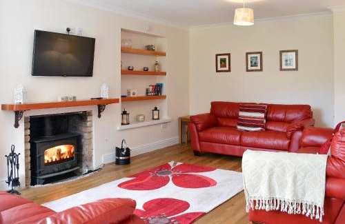 Brayford House | The Farmhouse - Ukc1339