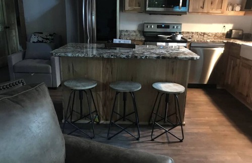 Hatfield Cabin | The Farmhouse