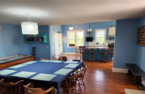 Jonesburg Other | The Farmhouse