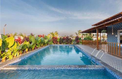 Ibrahimpatan Villa | The Farmstays KWFPool3BHKGardenACWi-Fi