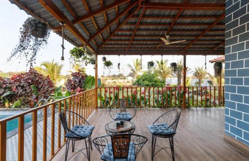 Ibrahimpatan Villa | The Farmstays KWFPool3BHKGardenACWi-Fi